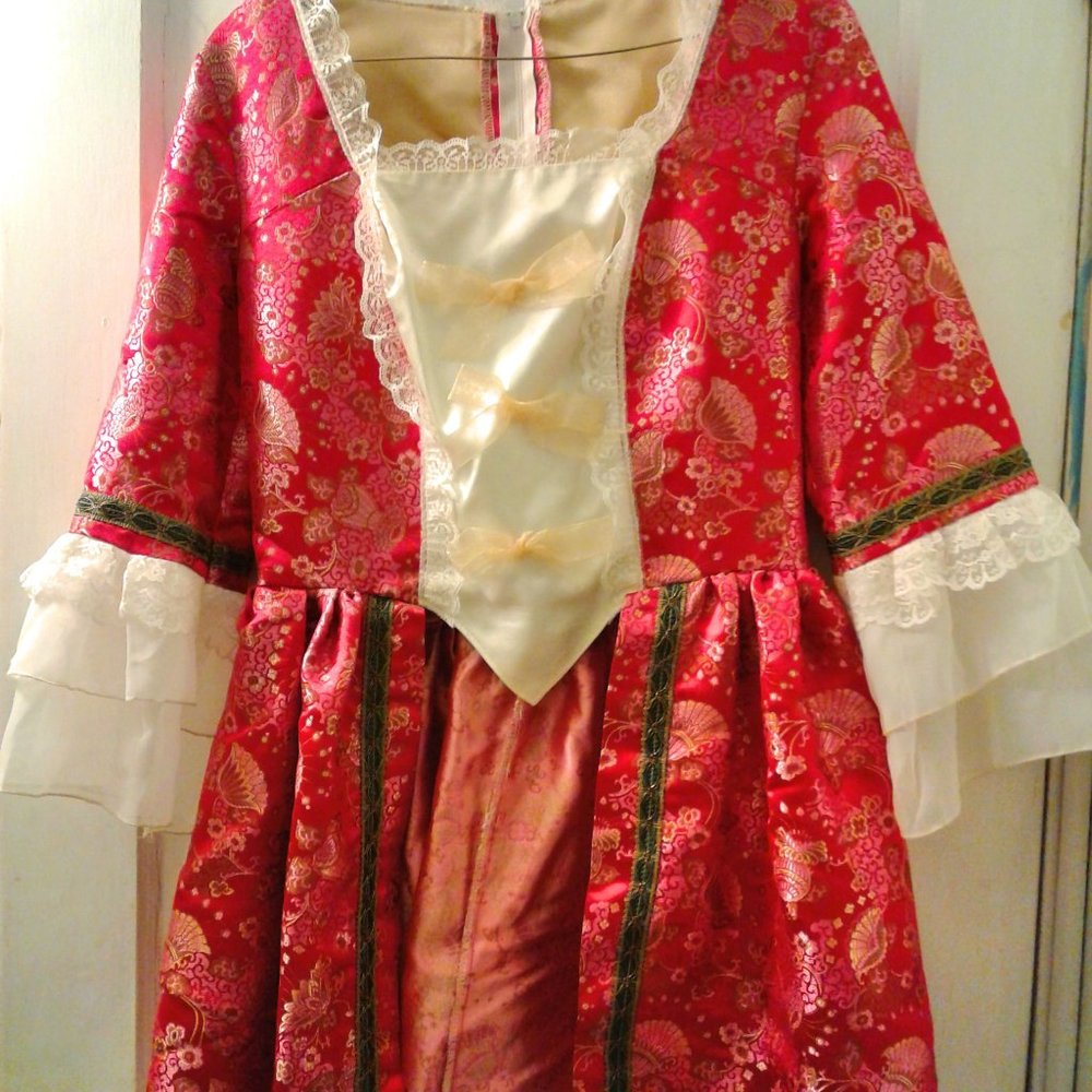 Renaissance Maiden Victorian Wench Costume Top